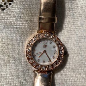 Mint Condition Woman's Gold Rhinestone Glitter Watch
